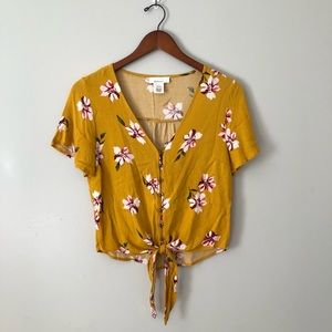🌸 Mustard Yellow/Flower Print Button Down Shirt